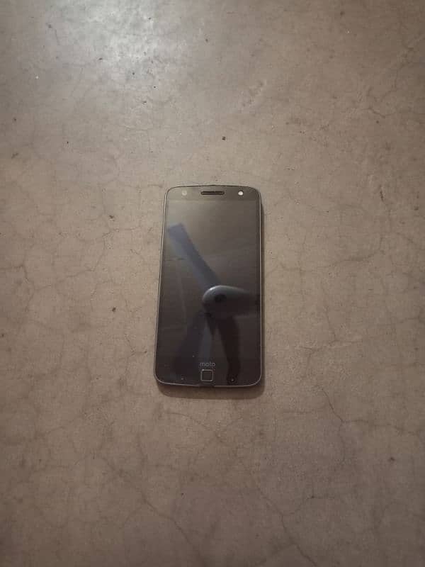 Motorola z force panel 0