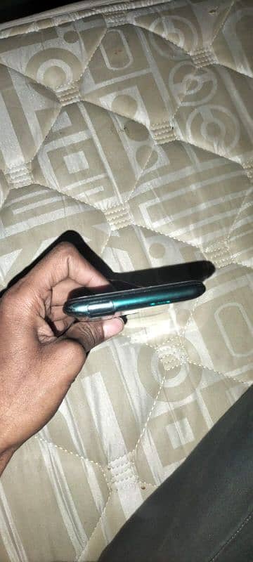 Tecno camon 15 pro with box 3