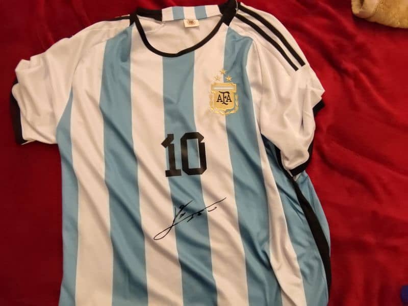 sign messi shirt 0