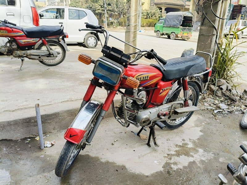 Yamaha 100CC 2