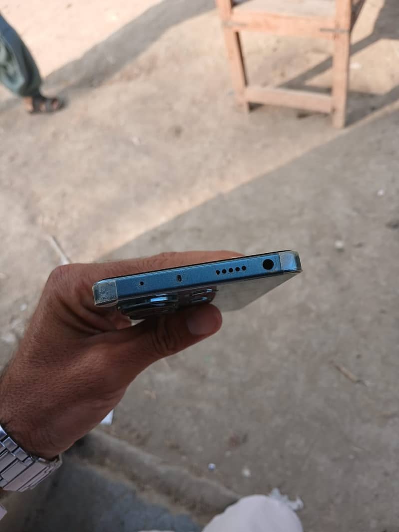 Xiaomi Redmi Note 13 Pro 1