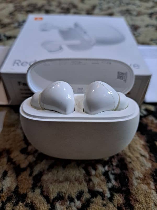 Redmi Air Buds 4 Active Came From Qatar Official Product 3