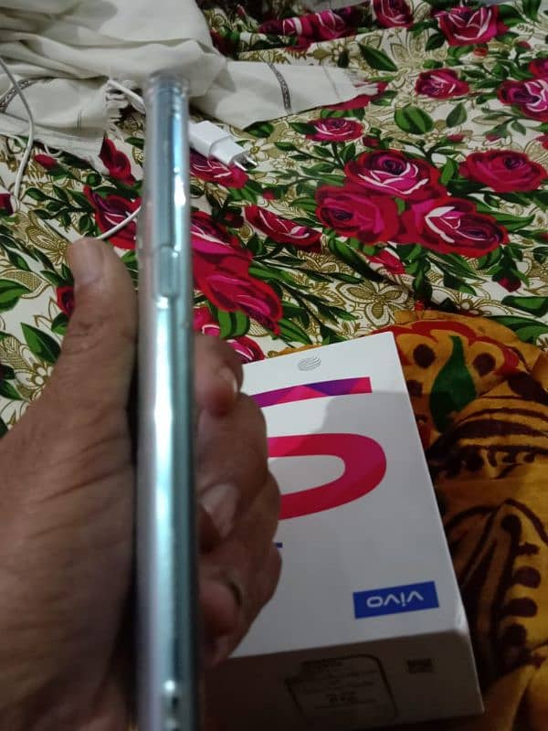 vivo s1 urgent for sale 4,128 GB 03 25 6 1 37 55 4 1