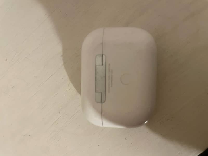 apple AirPods Pro case original 0