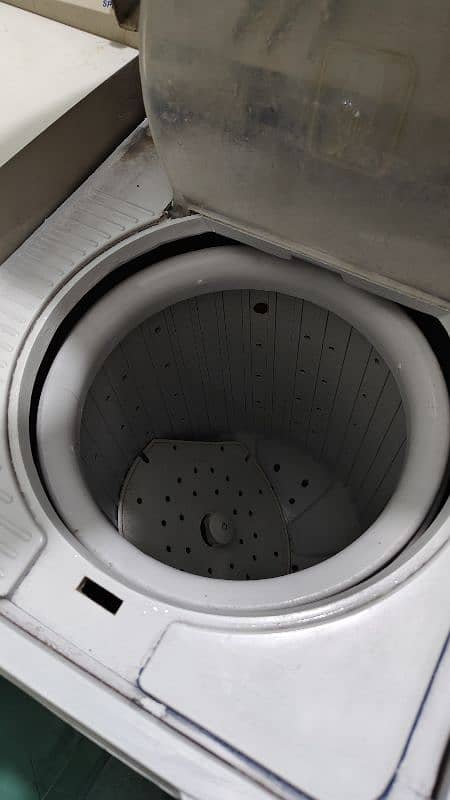 Washing Machine and Dryer 1