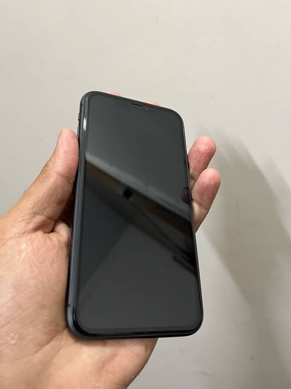 Iphone 11 64GB Non-PTA Factory Unlocked Urgent Sale. 2