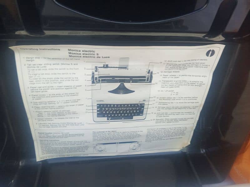 Typewriter electricronic 4