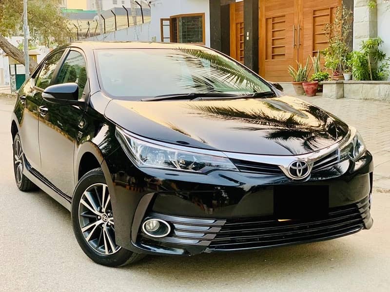 Toyota Corolla Altis 2019 1