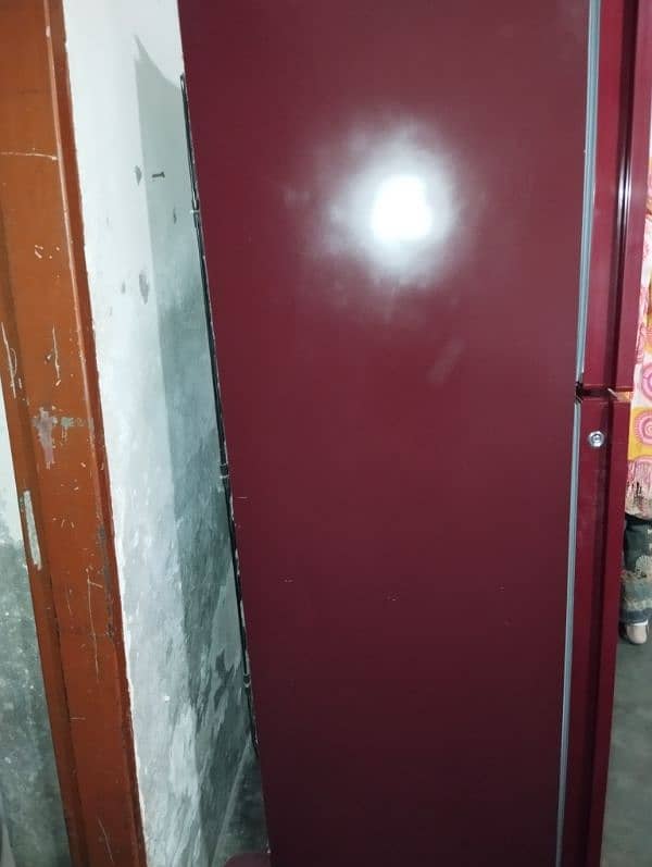 ORIENT RUBY glass door fridge all ok lush condition energy saving 6