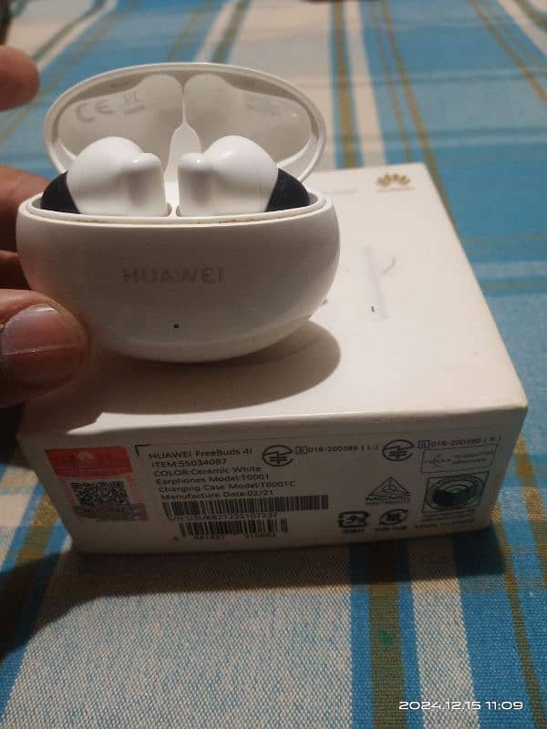 Huawei FreeBuds 4i 0