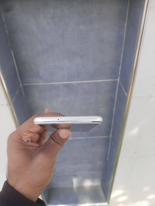 Huawei mate 10 lite Urjent sale need cash 5