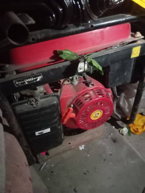 03015017757 Generator bilkul ok hn use halat ma hn 6500 wt hn 0