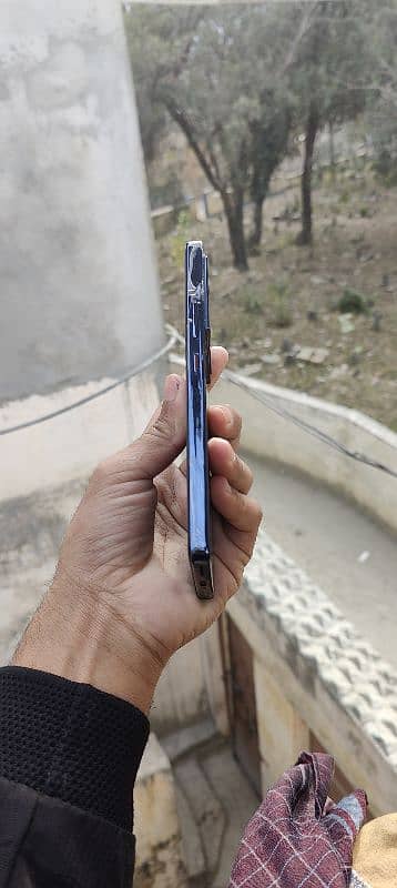 infinix GT 20 pro 12 256 4