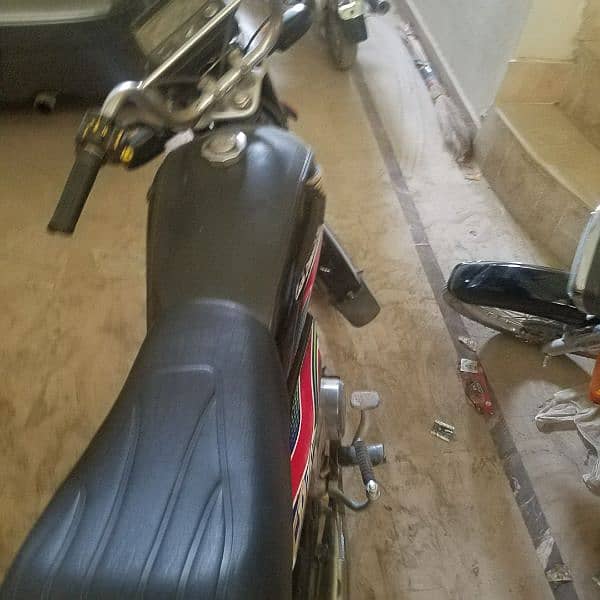 3 bikes for urgent sale 0