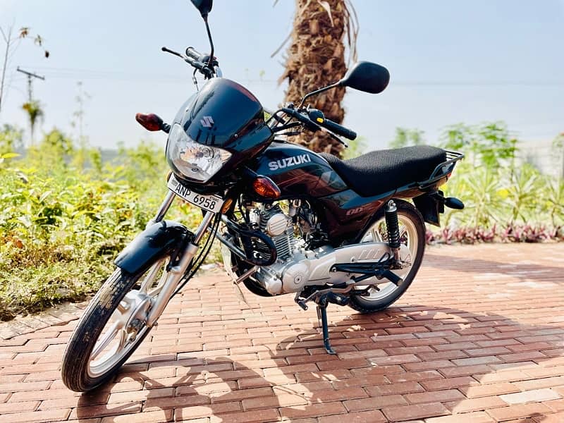 Suzuki 110 Black colour 0