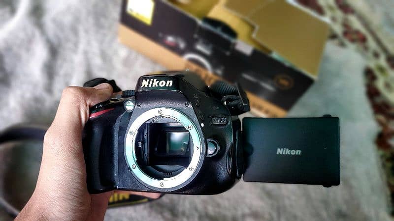 Nikon D5100 With 18-55mm lens 7