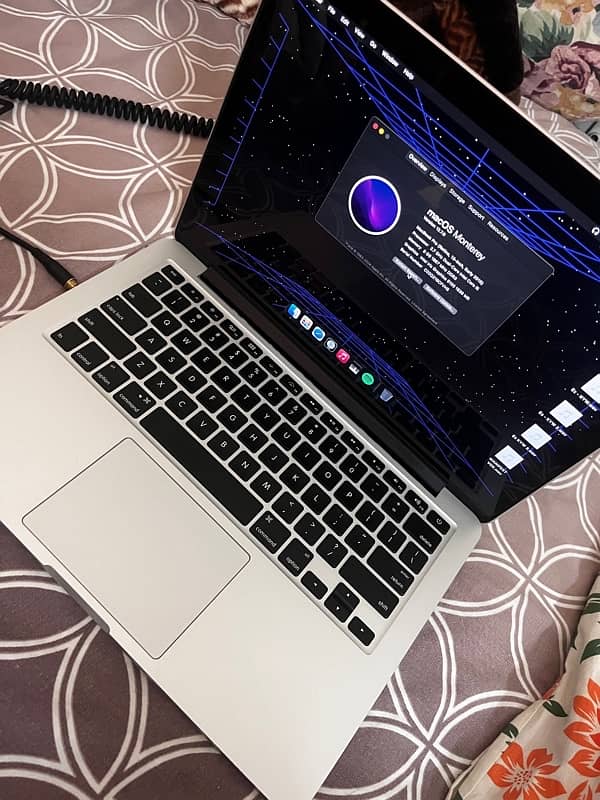 MacBook Pro 2015 13 inch 0