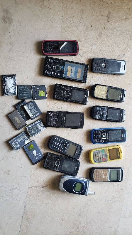 Keypad Mobiles For Sale per piece 500 0