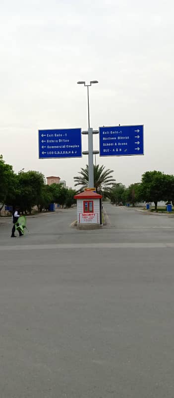 10 MARLA RESIDENTIAL PLOT FOR SALE IN G 6 BLOCK PHASE 4 BAHRIA ORCHARD LAHORE. 1