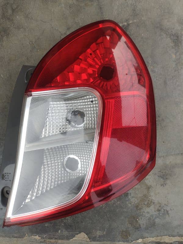 Suzuki cultus rear RH headlight 4