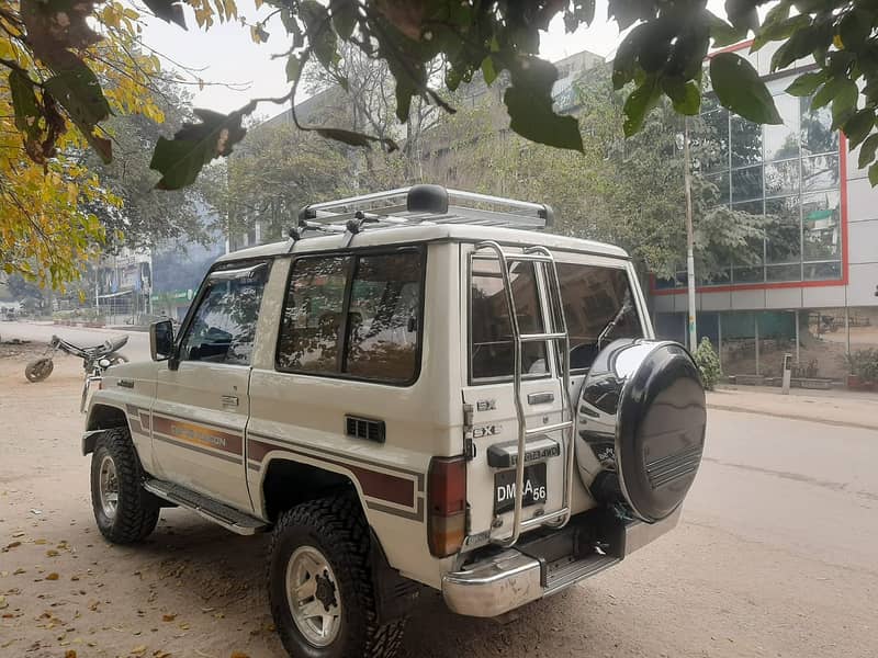 Toyota Land Cruiser 1987 LJ 71 Model 2