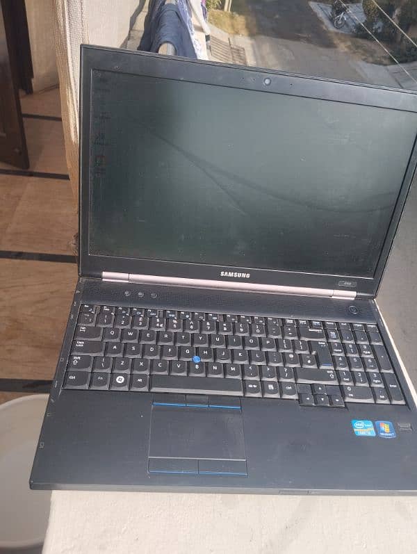 Laptop i3 2nd Generation 4GB 500GB 3