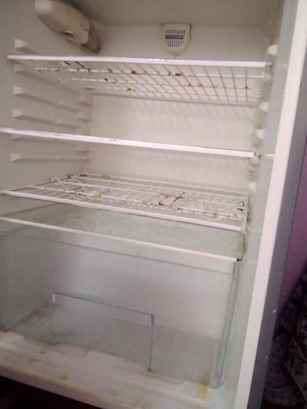 fridge 30,000 0