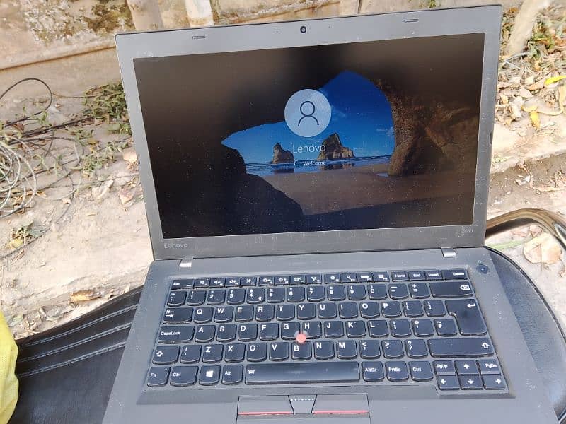 Lenovo Thinkpad laptop i5 6th Generation 2