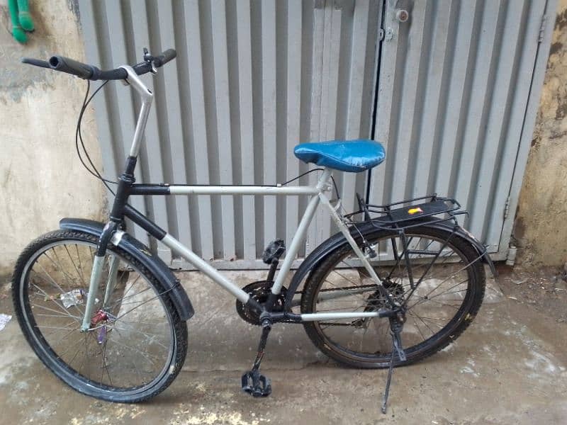 New condition bicycle with 7 gears fast cycle 5