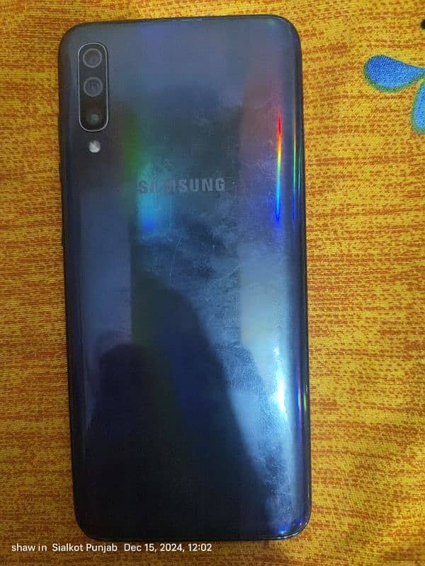 SAMSUNG GALAXY A70 (exchange possible) 0