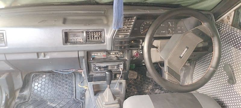 Nissan Patrol 1989 12