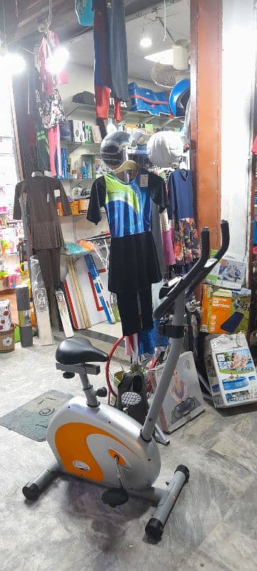 EXERCISE BIKE (SLIM LINE) COMMERCIAL BIKE 15