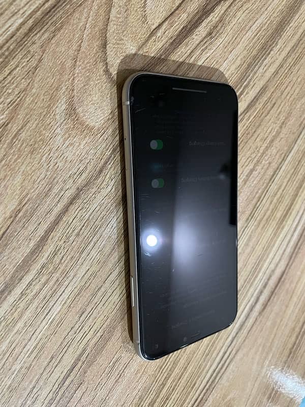 Iphone 11 128gb Factory unlock (Iphone 12 tecno camon 30) 6