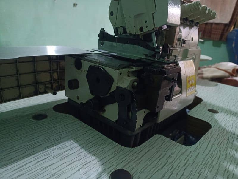 pegasus overlock machine + sarvo motor 2