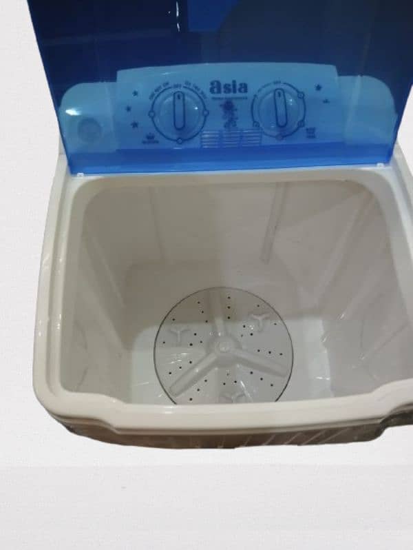 Mini Washing Machine 2