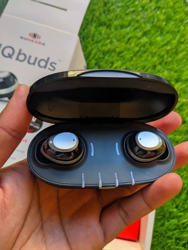 Nuheara IQbuds NU317 Intelligent Truly Wireless Earbuds 8