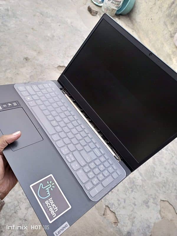 8gb 256gb ssD  i7 compatable perfcect working urgent sale 2