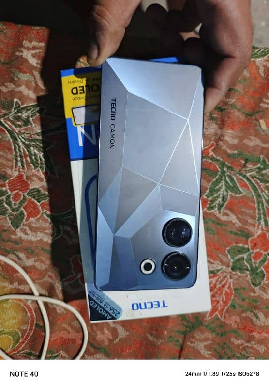 Tecno camon 20 8x8.256gb 4