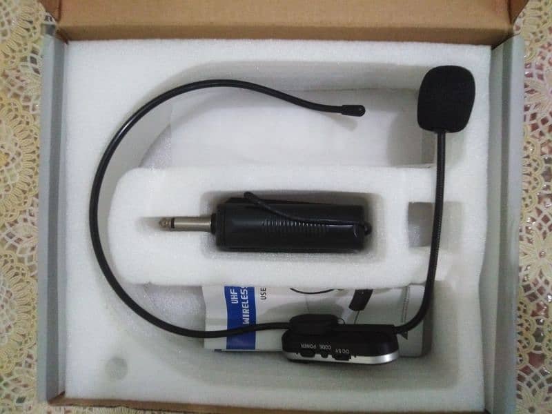 wireless headgear mic 13