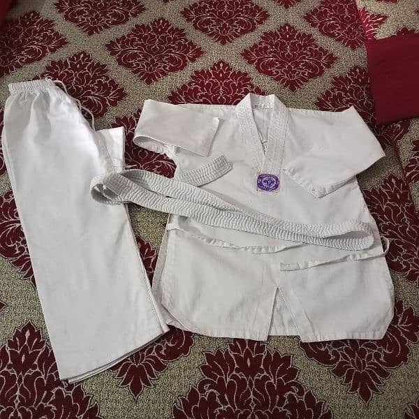 taekwando(Karate suit) 5-9 years child 0