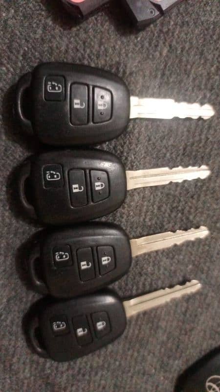 ALL CAR KEYS PROGRAMING HONDA TOYOTA KIA SUZUKI NISSAN 8