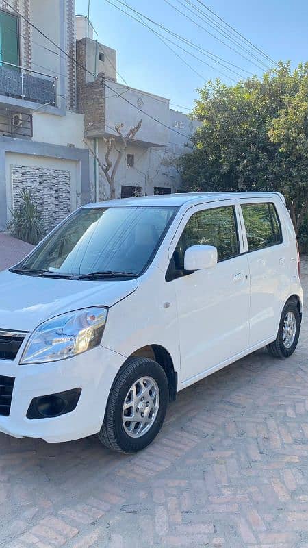 Suzuki Wagon R 2018 9