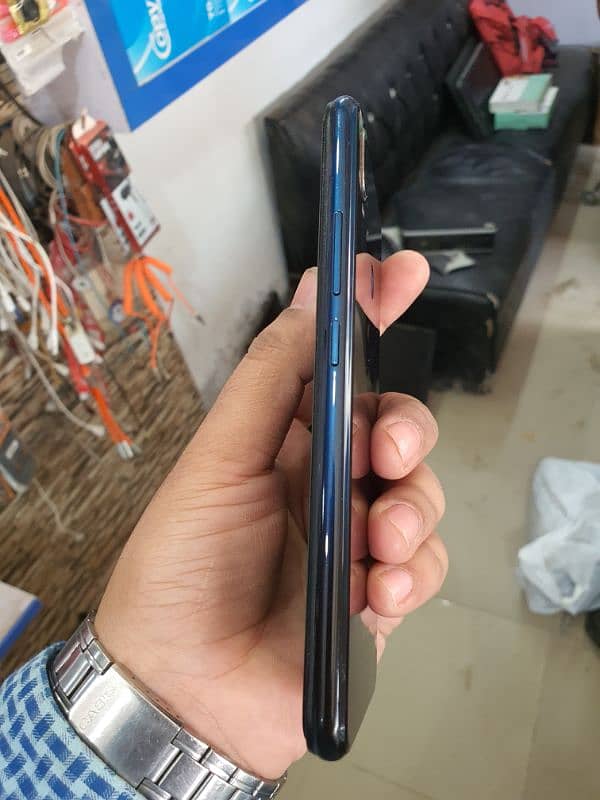 vivo y 11 just phone 10 by 9.5 new condition 3gb 32gb 1