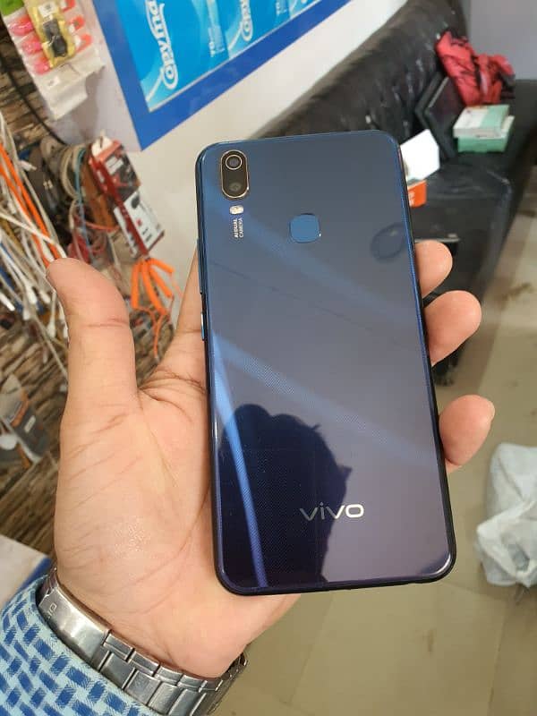 vivo y 11 just phone 10 by 9.5 new condition 3gb 32gb 3