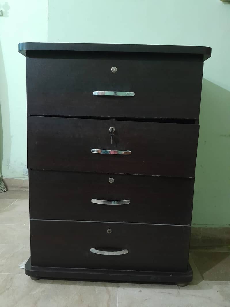 Used Drawers for sale 0