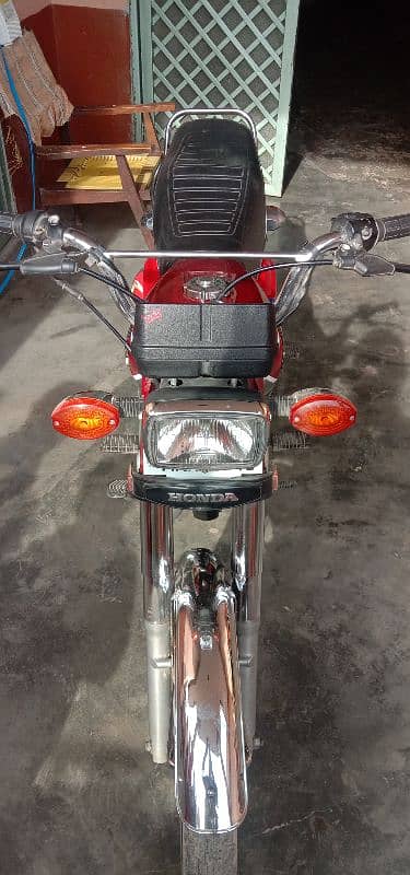 Honda 125 modal paka 22 ha conditions 10/10 1