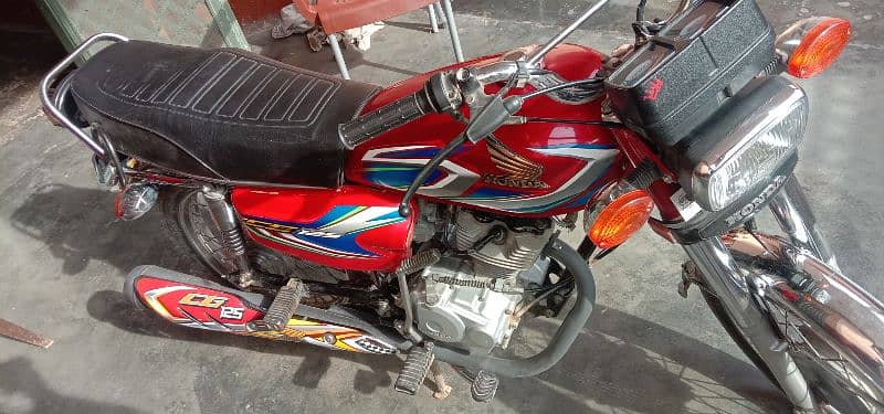 Honda 125 modal paka 22 ha conditions 10/10 2