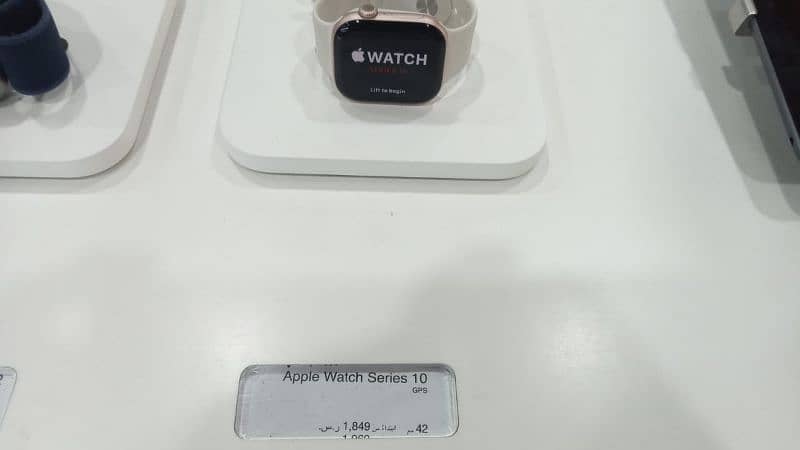 apple watches box pack 4