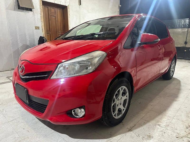 Toyota Vitz 2012 1