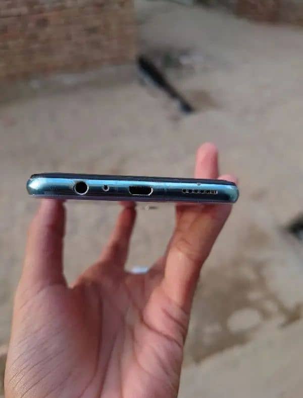 vivo S1 lush condition junion phone 2